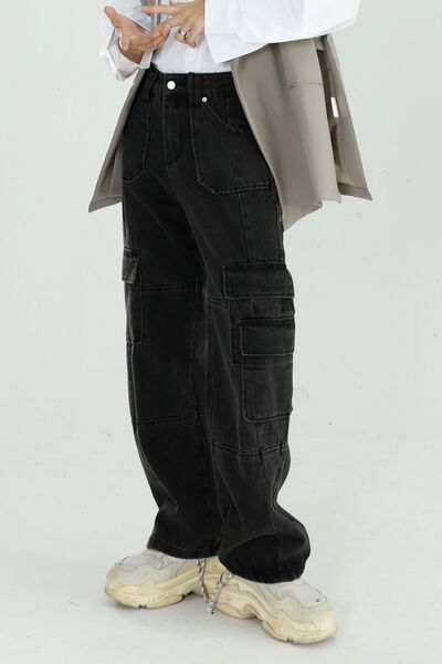 Baggy Jeans with Cargo Pockets