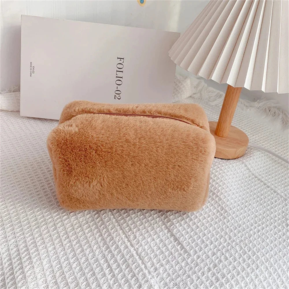 Fur Makeup Bags for Women Soft Travel Cosmetic Bag Organizer Case Young Lady Girls Make Up Case Necessaries 1 Pc Solid Handbags