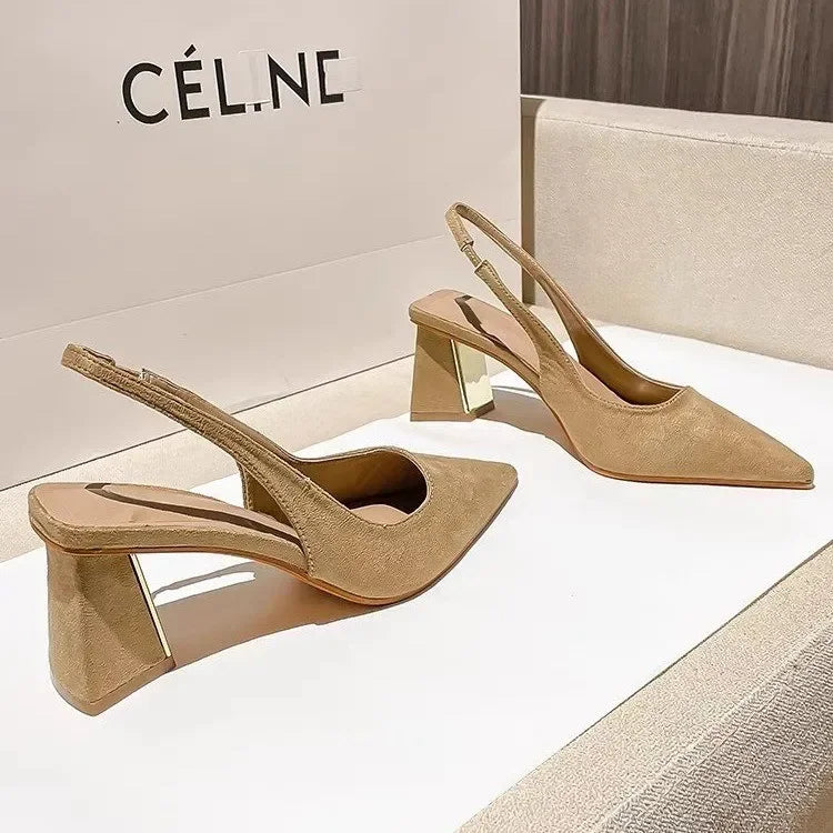 Pointed high heels, women's thick heels, 2024 spring/summer new retro style fashionable sandals